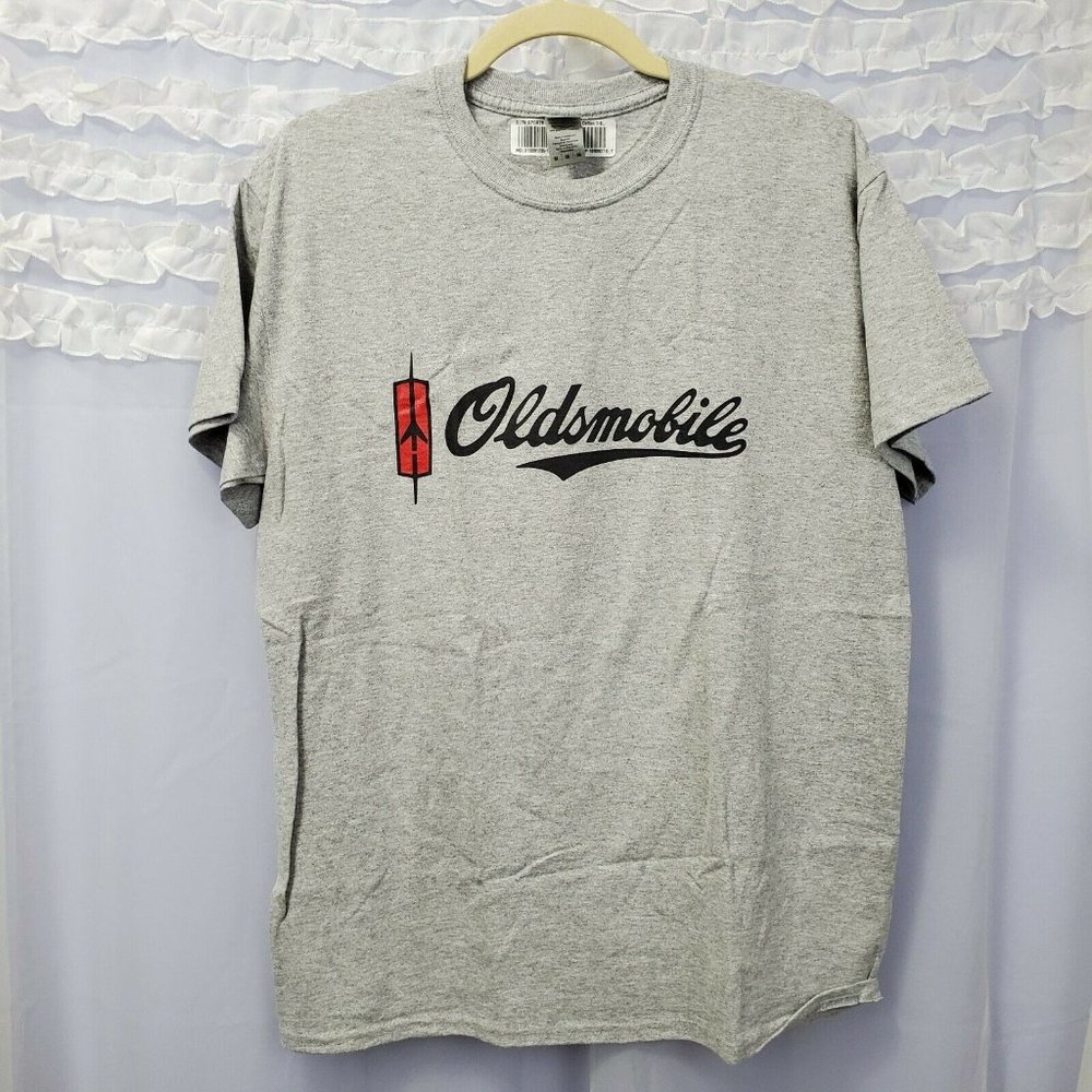 NWT Gildan Medium Gray Tee Shirt Front Design OLDS